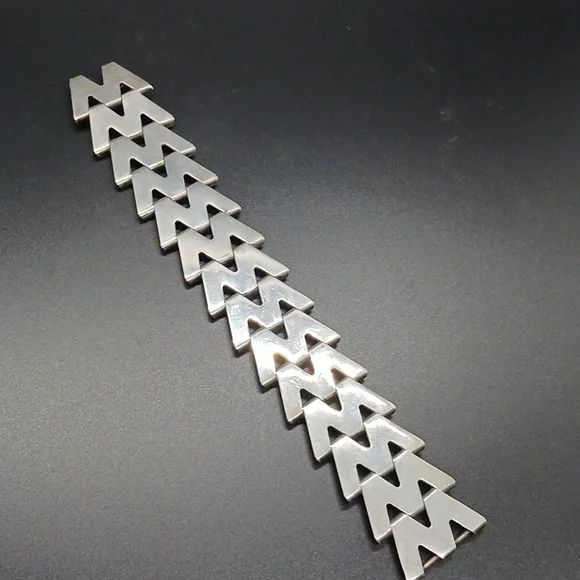 Vintage Haglund Studios Sterling Mid Century Vattra Zig Zag Design Bracelet - Picture 1 of 5
